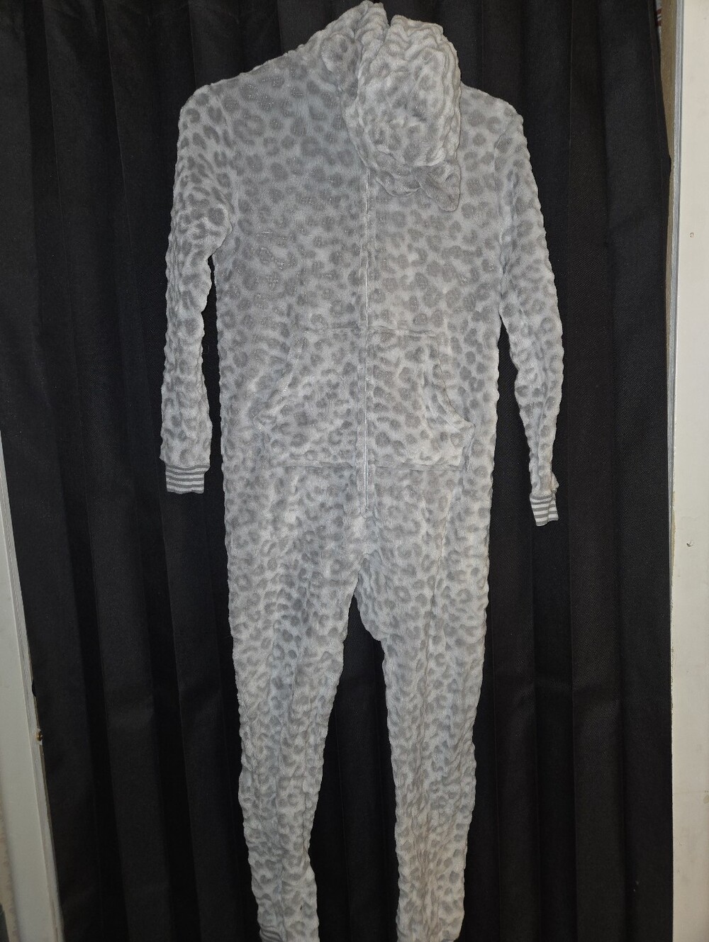 Leopard Onesie Pajama - Large 10/12